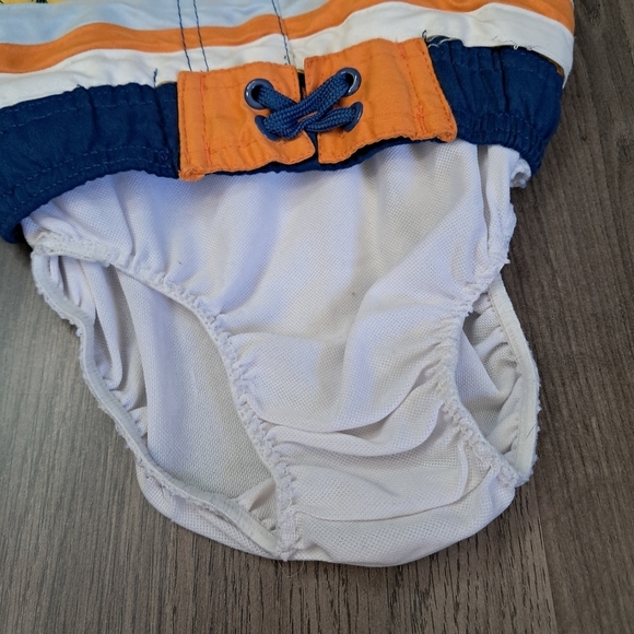 Mickey Mouse Disney Bathing Suit Swim Trunks Toddler's Size 2 - Picture 7 of 7